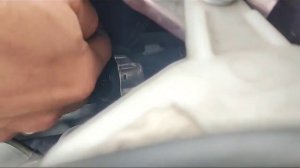 Замена лампы ксенона на автомобиле Toyota Wish 20 кузов.