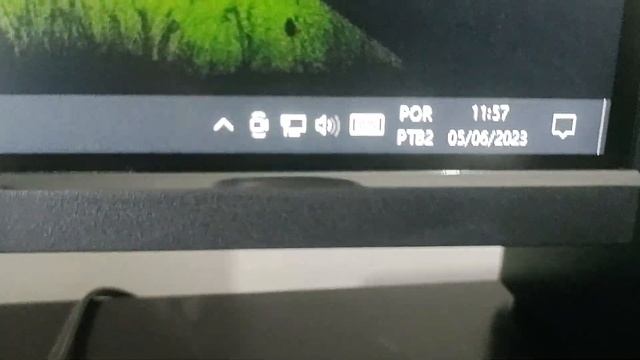 Monitor Mancer Valak 23,6" 180hz c/ defeito, linhas horizontais na parte inferior (p/ garantia) смотреть онлайн