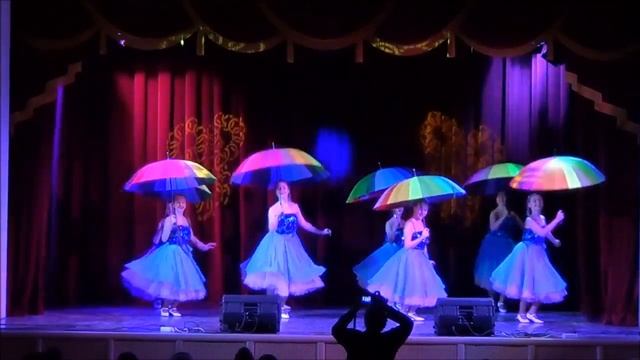 Merry Poppins Umbrella dance смотреть онлайн