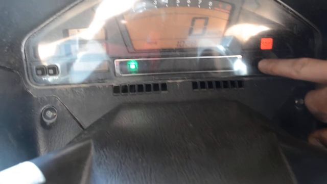 Suzuki Burgman . Skywave . AN 650 . 2002 - 2017 г. Видео работы приборной панели смотреть онлайн