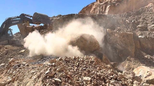 Volvo ec480 e quarry works смотреть онлайн