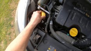 RENAULT SCENIC III 3 ouvrir capot