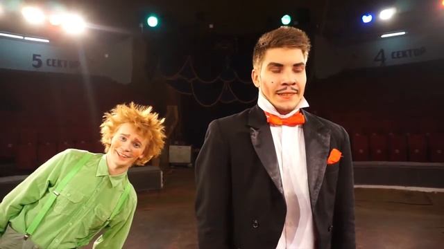 Поздравление с праздником "8 марта"! смотреть онлайн