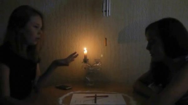 Charlie Charlie Challenge | Вызываем Духа?!