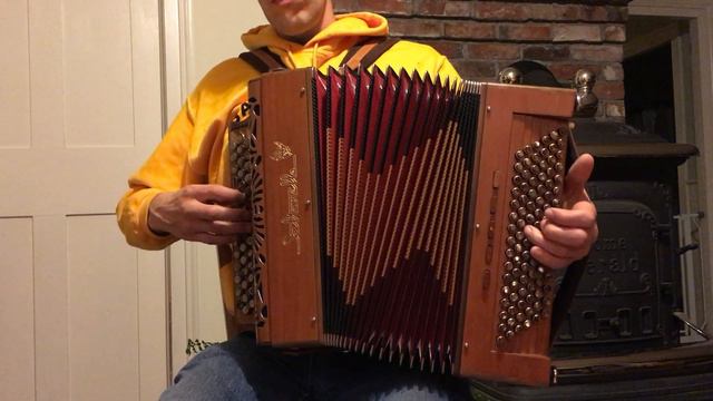 Slängpolska efter Byss-Kalle Nr 32 on accordion смотреть онлайн