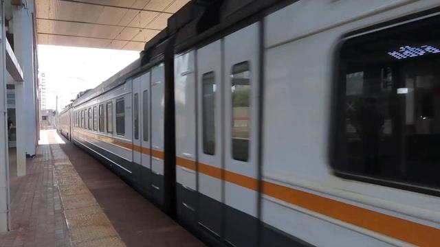 Электропоезд ЭД4М-0485 ЦППК станция Солнечная 9.07.2021 |ED4M-0485 CPPK train at Solnechnaya statio смотреть онлайн