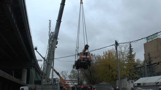 Северо-восточная хорда. Эстакада А (подъем крана г/п 25 тн на эстакаду) смотреть онлайн