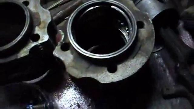 Мотоблок МТЗ. Видео дневник ремонта. Поднятие степени сжатия часть 1. смотреть онлайн