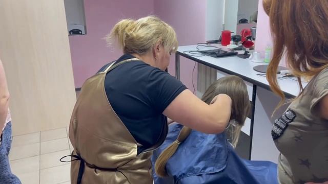 Как правильно отрезать волосы ?Где продать волосы в Украине ? смотреть онлайн