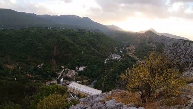 Столица рафтинга в Хорватии — река Цетина смотреть онлайн