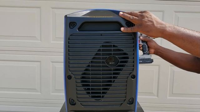 Westinghouse WH3700iXLTc 3700W / 3000W Gas Powered Inverter Generator With CO Sensor