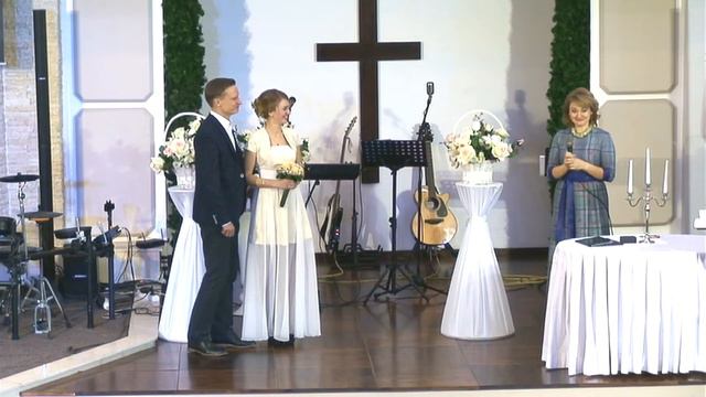 "Кесарь кесарит, а Бог сочетает!". Венчание Александра Шарич с Александрой Коноваловой. смотреть онлайн