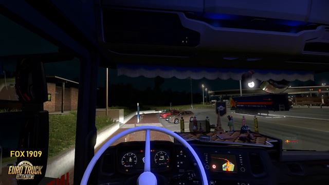 (ETS2 v 1.30) SCANIA S - RED BULL RACING + TRAILER BY L1ZZY смотреть онлайн