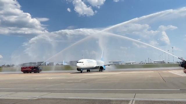 Первый рейс А/К Победа в Аэропорт Минск/Pobeda Airlines first flight to Minsk Airport + Il-76/ Ил-7 смотреть онлайн