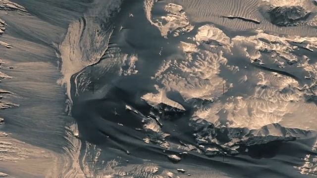 Красивая имитация полета над реальным Марсом/A FICTIVE FLIGHT ABOVE REAL MARS смотреть онлайн