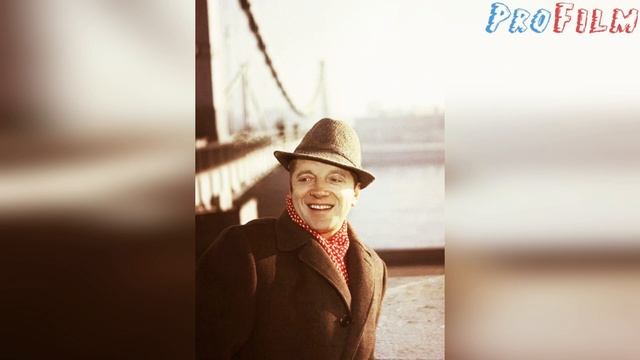 "КОРОЛЕВА БЕНЗОКОЛОНКИ"/ Как уходили, и где покоятся актеры советской комедии? смотреть онлайн