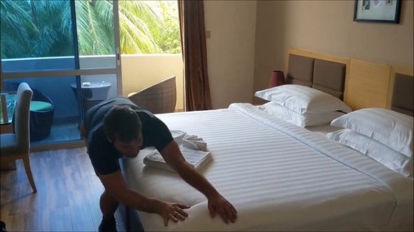 Season Paradise in Thulusdhoo Maldives - Review