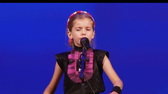 Реутская Ника 8 лет, песня "Про добрую мышку и мудрую кошку" . Преподаватель: Наталья Мороз смотреть онлайн