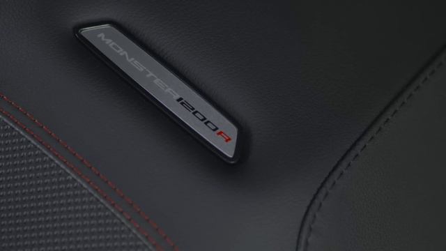 Monster 1200 R - Be Seduced смотреть онлайн