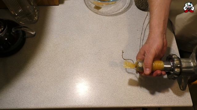 Домашняя колбаса, вяленая в холодильнике, домашнего приготовления. Homelike