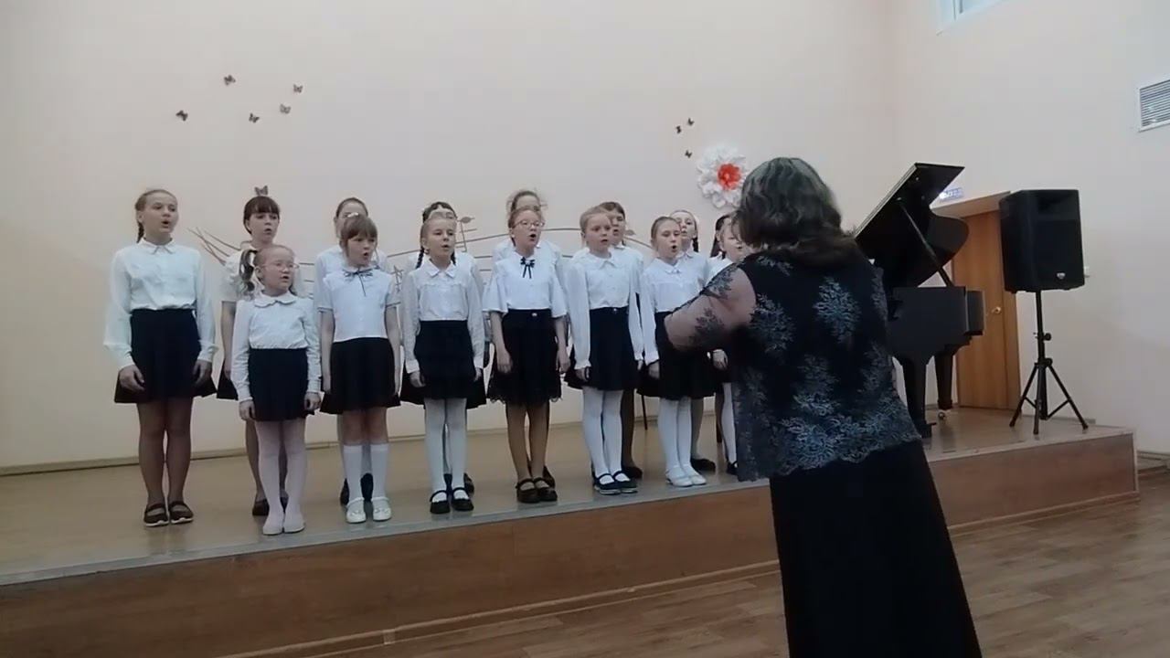 Общешкольный младший хор "Звуки радуги" муз.Ц.Кюи "Зима" смотреть онлайн