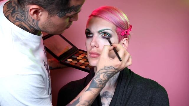 "The Joker" Makeup Tutorial with Jeffree Star & Nojusthenry смотреть онлайн