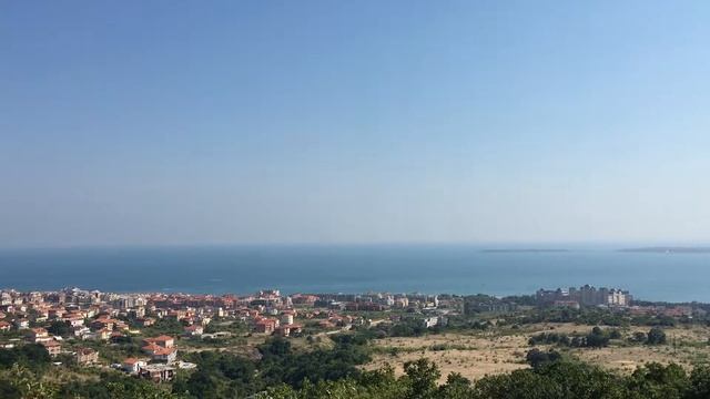 Вид на Солнечный берег и Елените, Болгария. смотреть онлайн