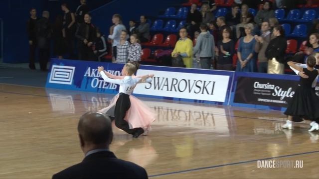 Андронников Александр - Мартюшева Ирина, Final English Waltz смотреть онлайн