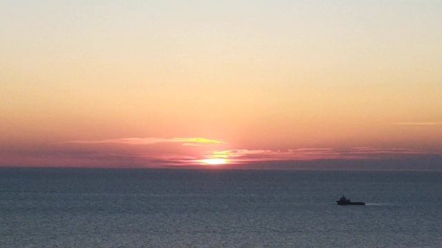 Солнечный закат в городе Холмск 18 мая 2021 года.mp4