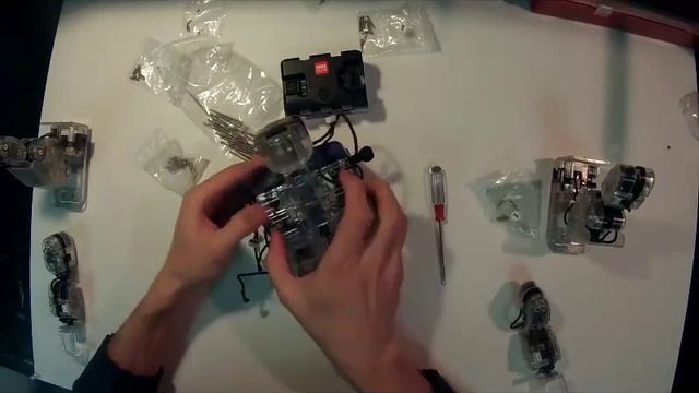 Рисовать или собирать робота смотреть онлайн