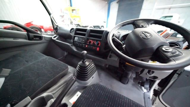New Hino 300 Series. No Compromises. смотреть онлайн