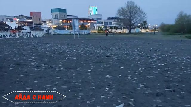 Прогулка по морю после сытного ужин. смотреть онлайн