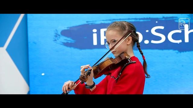 Праздник в iPro.School, посвященный мамам смотреть онлайн