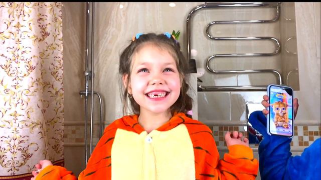 Дети с котом учатся правильно кушать смотреть онлайн