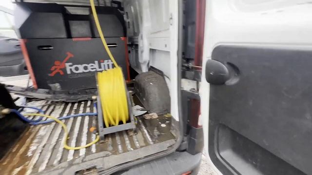 WF18BSX 2018 VIVARO 2700 CDTI () смотреть онлайн
