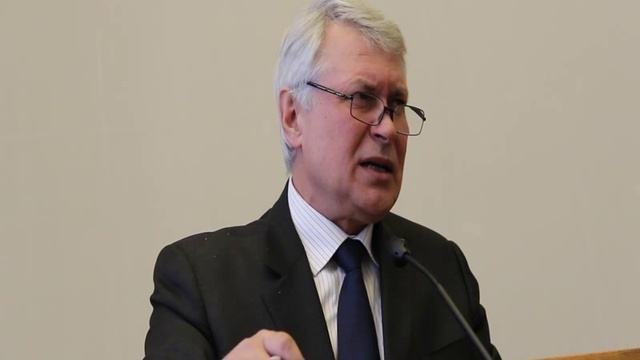 В.Ижицкий (КПРФ Кострома) –нельзя сейчас призывать к топ... смотреть онлайн