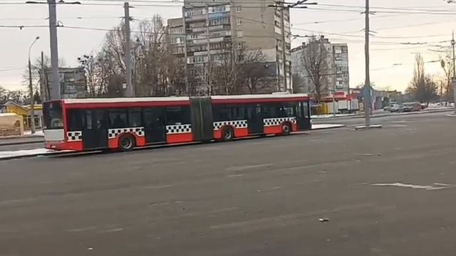 Харьков Салтовка 28 февраля 2023 Последний день зимы! смотреть онлайн