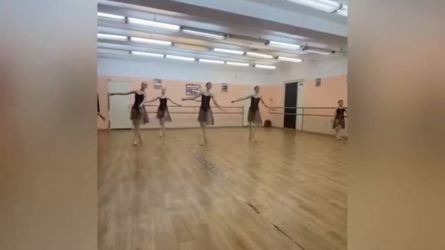 Открытый урок хореографического отделения смотреть онлайн