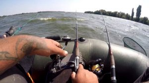 Ловля Леща карася на донки с лодки...НЕОЖИДАННЫЙ КЛЁВ!!!