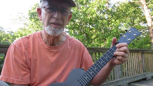 Davis Likes Enya Strings on Enya Nova U Tenor Ukulele. смотреть онлайн