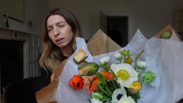 VLOG | Book Chat, Korean Brands Chat, Lots Of Chatting Basically. смотреть онлайн