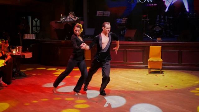 Show case. Tango. Одинцов Владимир – Винокурова Анастасия – Алексанян Екатерина. BIG ProAm Dance смотреть онлайн