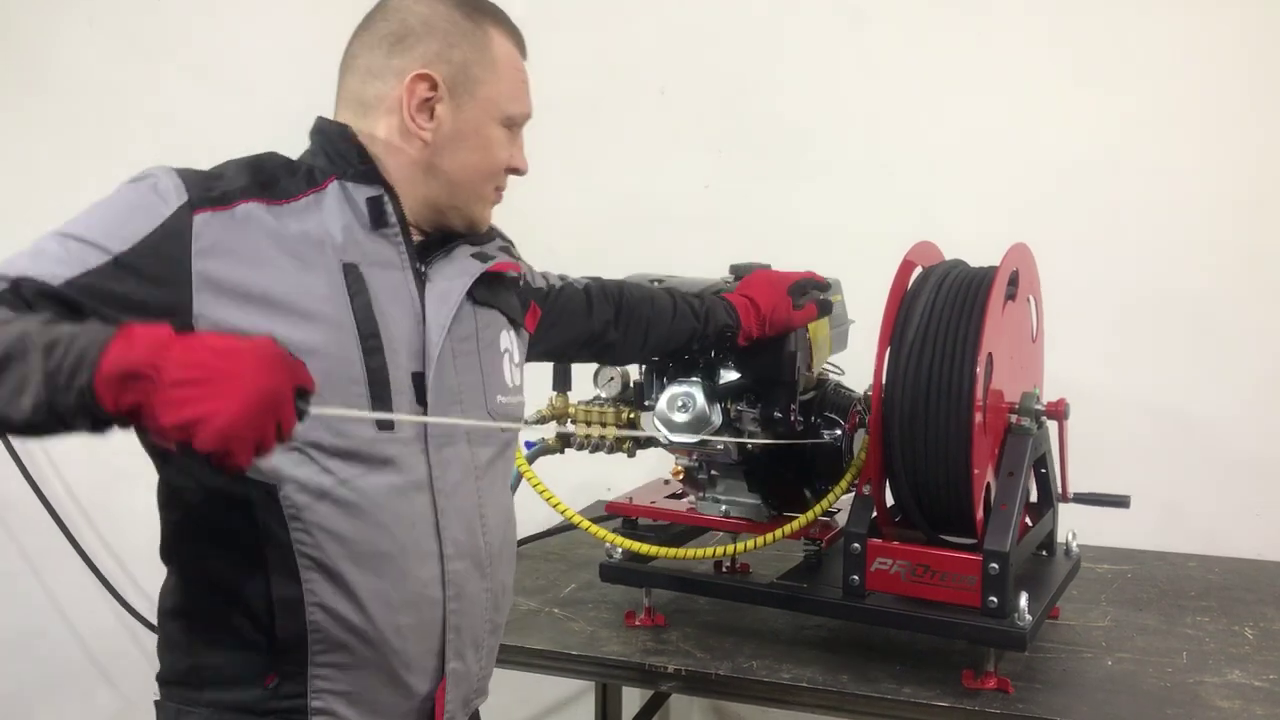 PROteus С 220/22 - Гидроструйный аппарат с бензиновым ДВС и акселератором