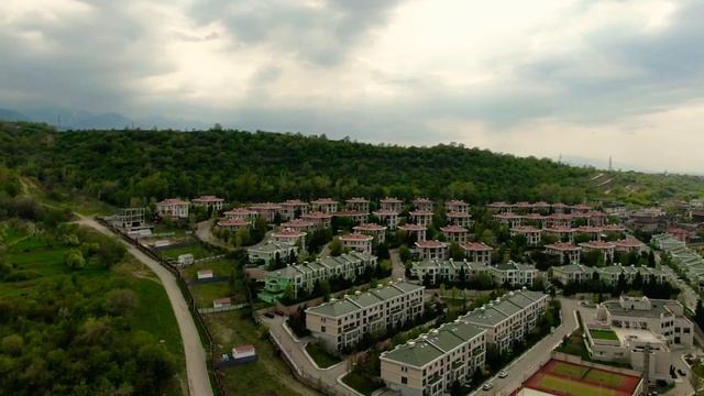 Edelweiss Housing Complex, Almaty /Коттеджный городок Эдельвейс, Алматы смотреть онлайн