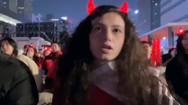 Cheering Up Korean National Team With 26,000 Koreans On The Street!!! Korea Vs Uruguay