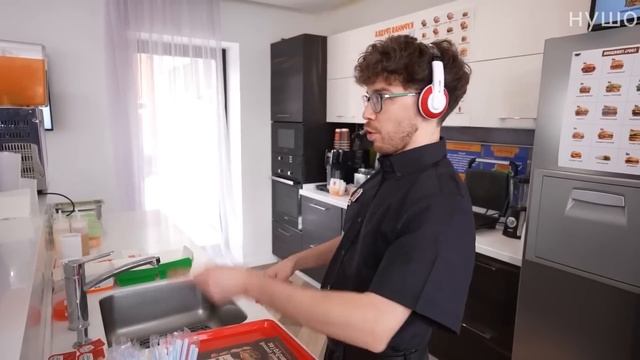 Муд Влад А4 демотиватор (Открыли Бургер Кинг дома) смотреть онлайн