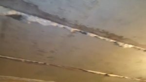 Заделка швов потолка пеной