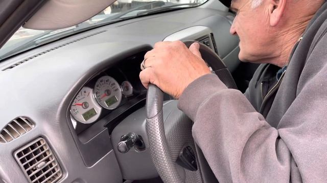 2005 Ford Escape Hybrid смотреть онлайн