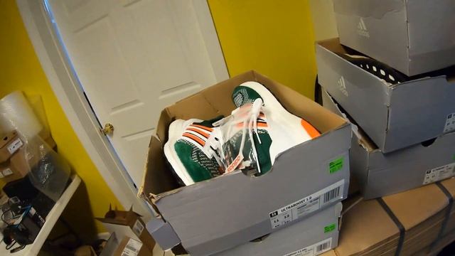 ADIDAS HAD THESE ULTRABOOST FOR $17! смотреть онлайн