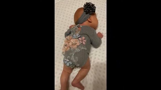 Двоюродной сестренке сегодня 1 годик!!! смотреть онлайн